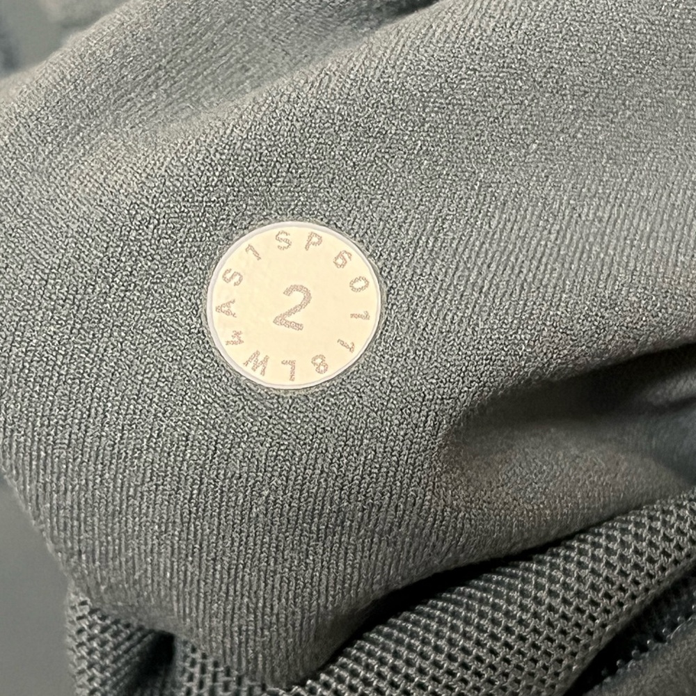 Lululemon Move With Ease Jacket - Picture 9 of 9